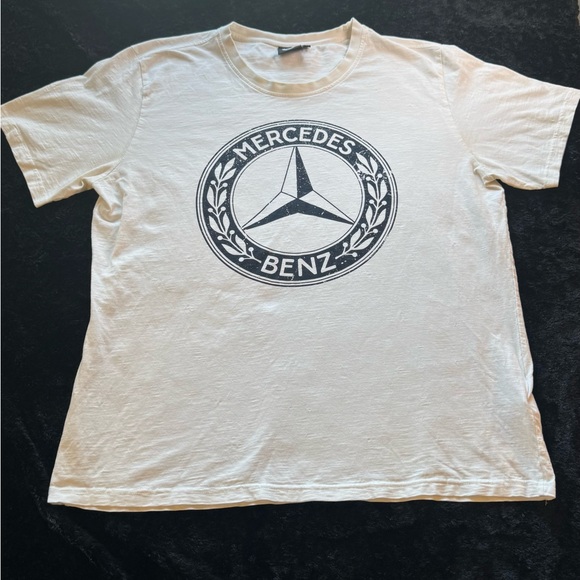 Mercedes-Benz T-Shirt size xxl for unisex T-shirt runs a little small - Picture 1 of 7